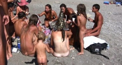 The vast oceanfront 1 Full HD video - Naturism is not a cult