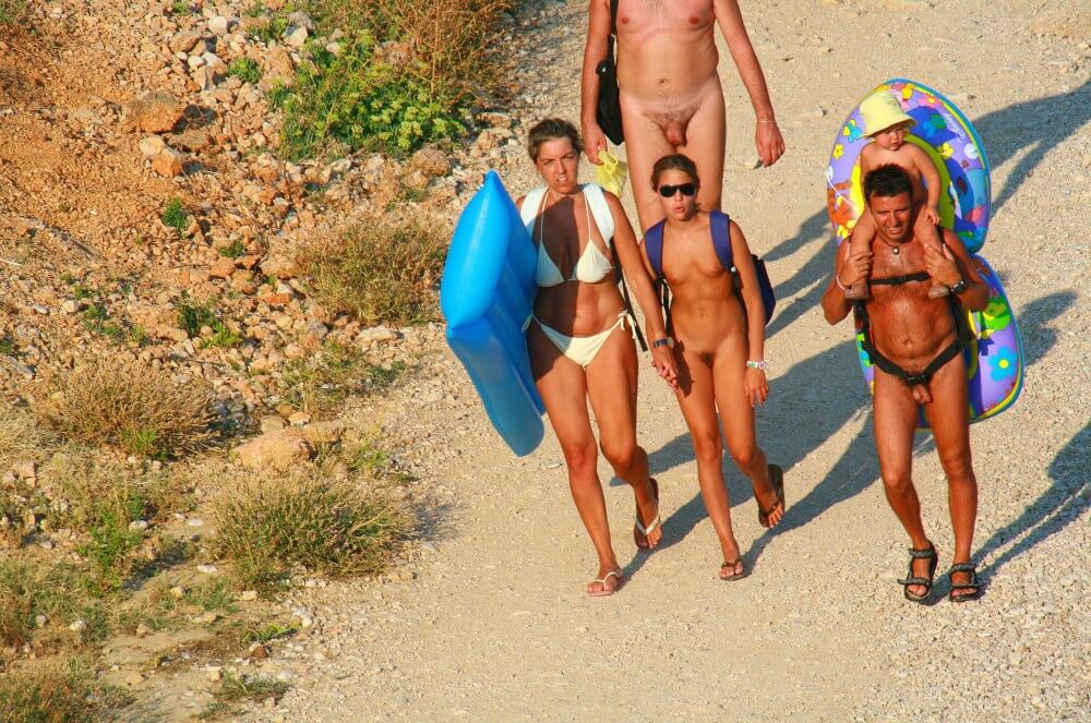 Ula FKK Beach Entry Hills pics - Freedom of choice and honesty are key ideas in naturism and nudism