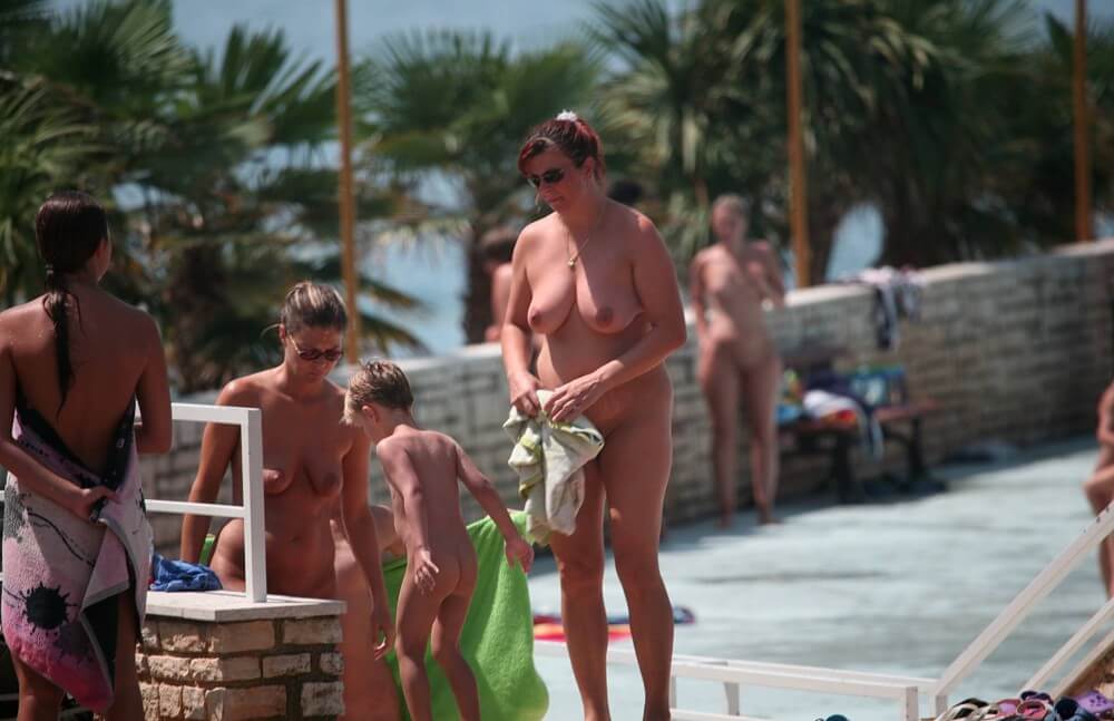Boardwalk Biking pics - Nudism is permitted throughout the entire territory