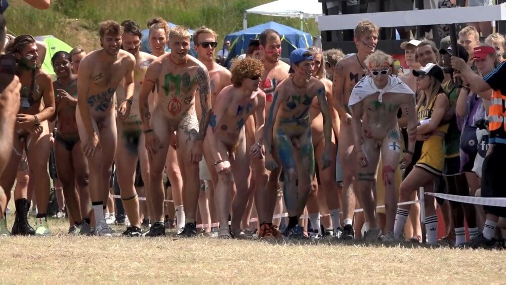 Roskilde Festival Full HD video - The desire to connect with nature and be unclothed