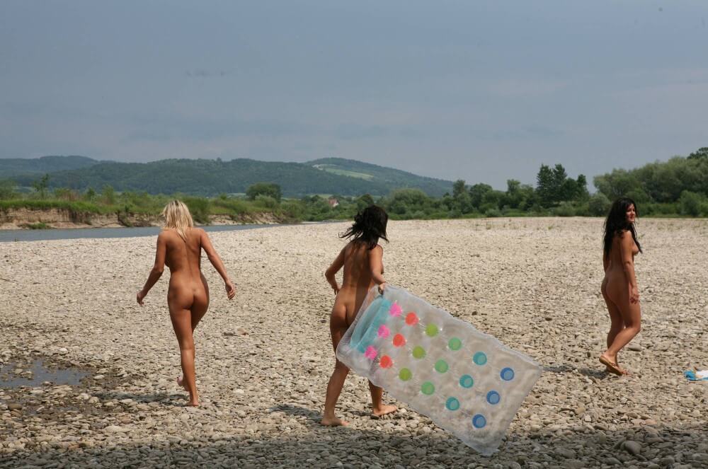 Naturist Park Floating On River photos - Ordinary people as naturists