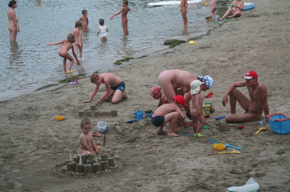 Nude Mom Nurture Series photos - A well-known naturist center