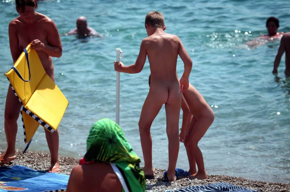Water Camp pics - The community of naturist movement supporters and their values