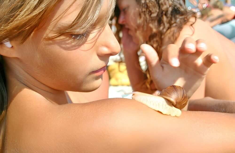 Premium photo series # 5 - Naturism promotes tolerance