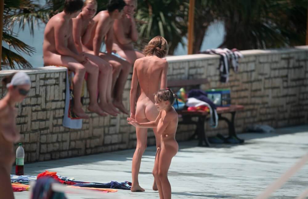 Ledge Group Naturists pics - Nudists value simplicity and openness