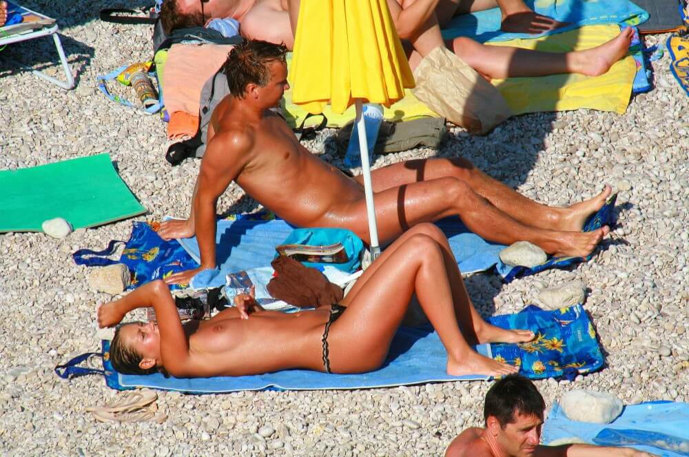 Ula FKK Bikini Couples Day pics - Living in harmony and tranquility is the primary goal of naturists and nudists