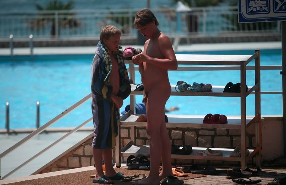 Scooter Travel Mid Day pics - The idea of self-acceptance and self-respect is important among naturists