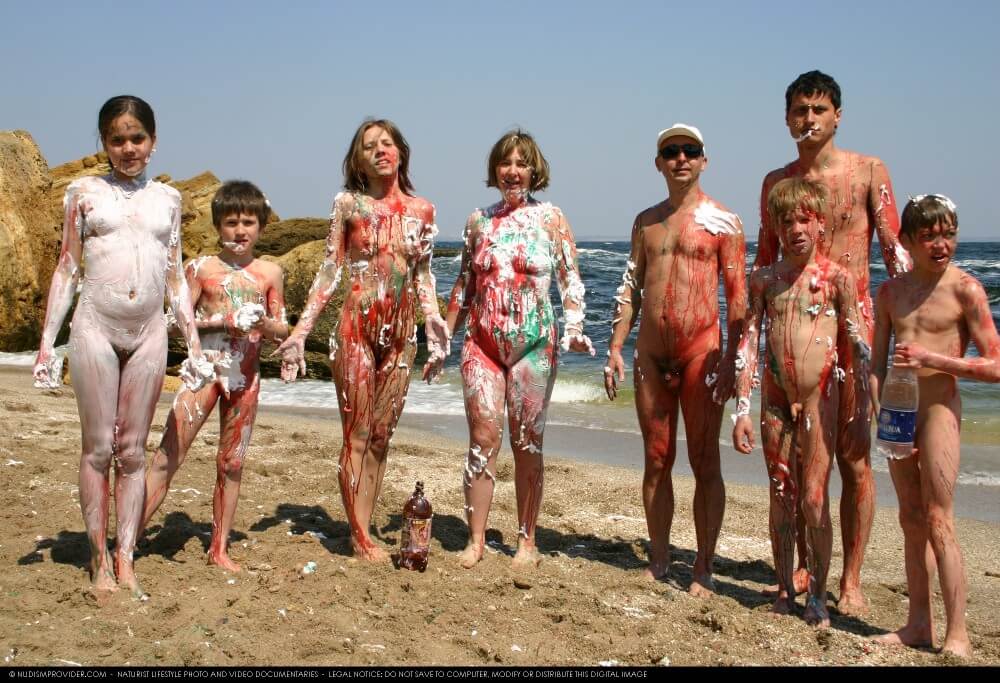 Naturism photo gallery # 58 - Living with joy and ease as part of the naturist and nudist lifestyle