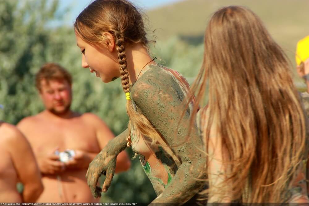 Premium Content # 36 - Naturism encourages sincerity and honesty regarding the body