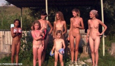 Coastral Paradise Full HD - Nudity is perceived as a natural aspect of life