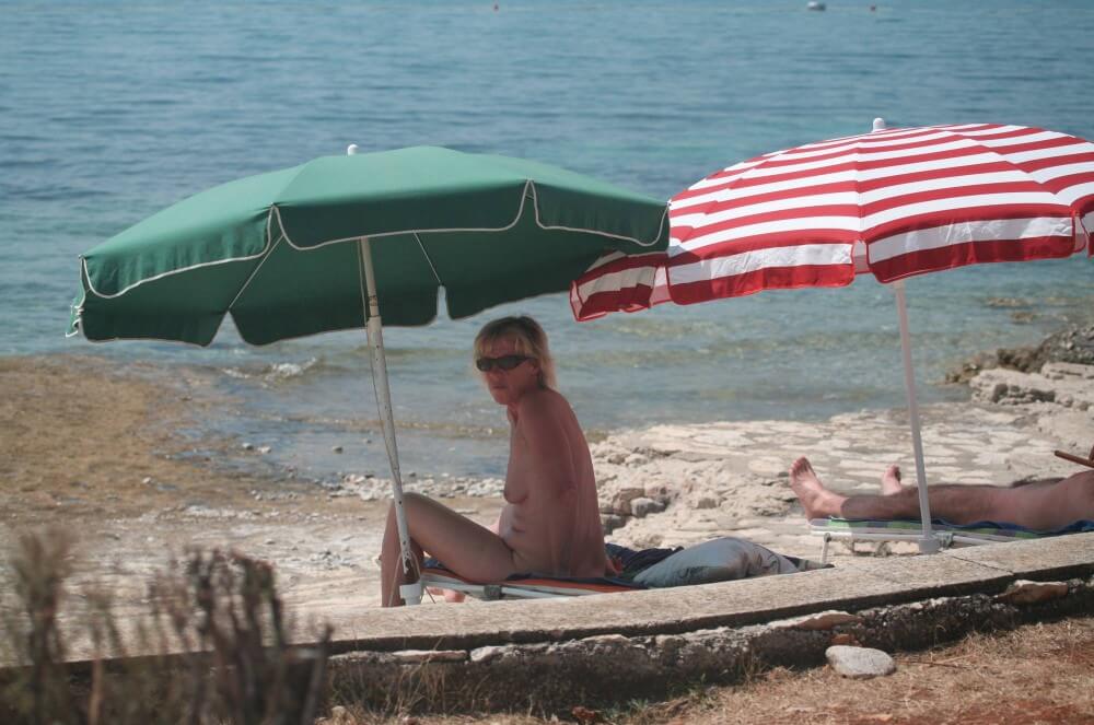 FKK Beachline Front pics - Freedom is part of naturism