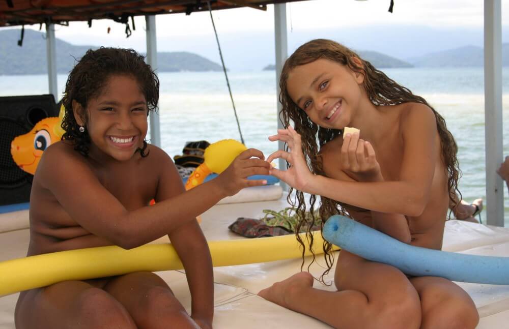 Brazilian Boating Girlfriend pics - Active naturists on vacation