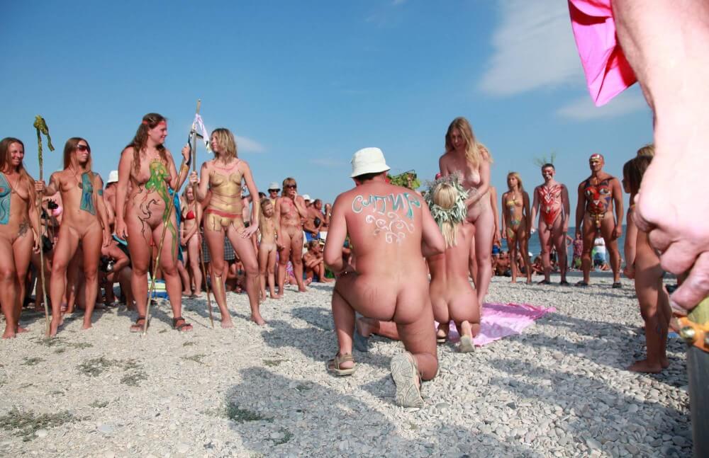 Naturist Boy Sun Warrior pics - Nudism is a lifestyle in harmony with nature