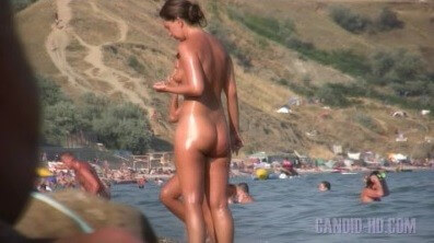 Candid HD Beach adventures Full HD - Nudism helps you get rid of insecurities and clothes