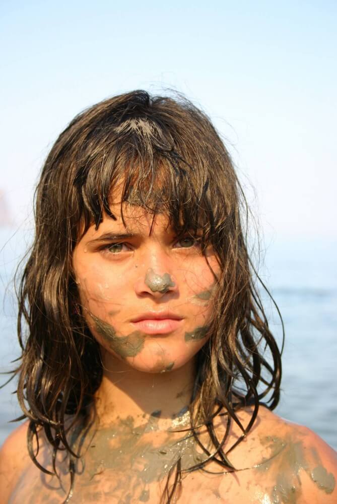 Courageous Naturist Girl pics - The Naked Human Body