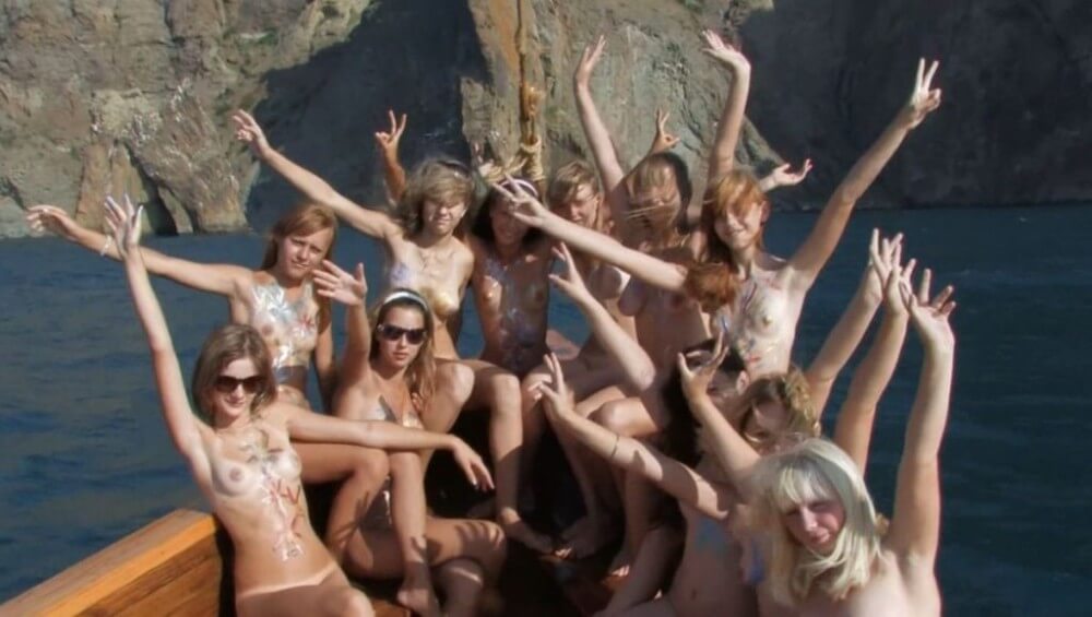 Nudist Girls Boat Cruise Full HD - The foundations of naturist philosophy