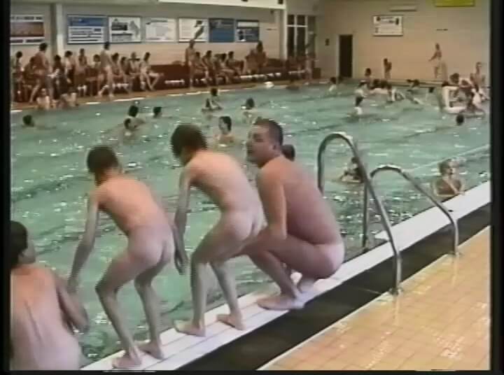 Helios Natura: Splish Splash Bares - A person without clothes is closer to nature